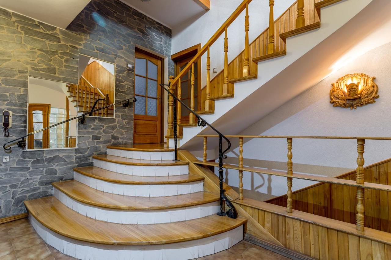 Zarzecze 27A Villa เอากุสตูฟ ภายนอก รูปภาพ