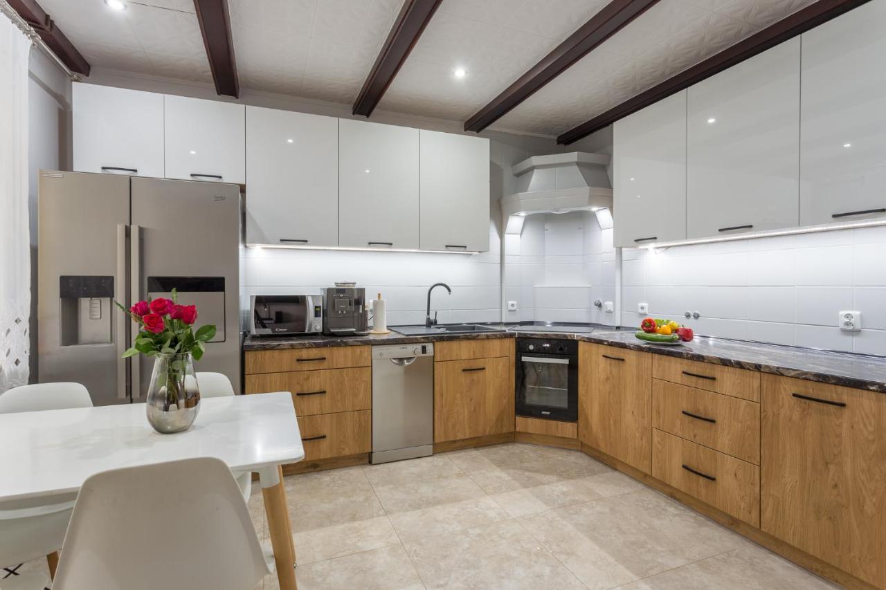 Zarzecze 27A Villa เอากุสตูฟ ภายนอก รูปภาพ